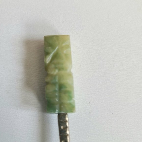 Mexican Alpaca silver spoon with carved Jade Aztec handle. - Picture 5 of 5